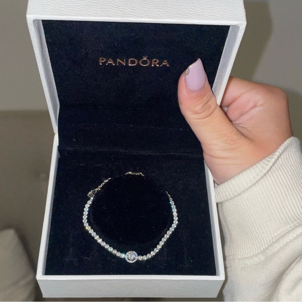 Sparkling Halo Tennis Bracelet